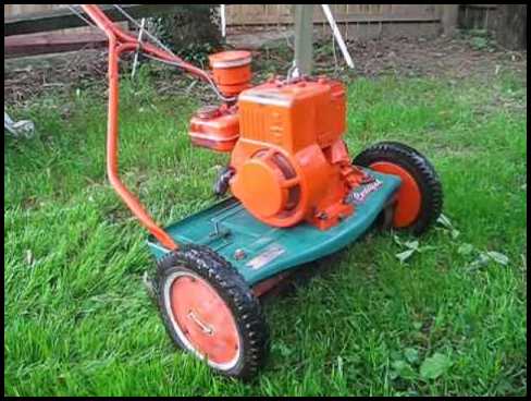 Gas Powered Reel Lawn Mower